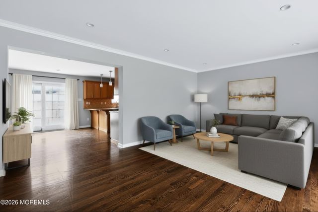 2121 Ridgeway Road, Toms River, NJ 08757