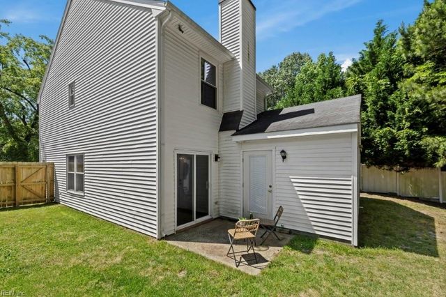1317 Beacons Reach DR, Virginia Beach, VA 23454