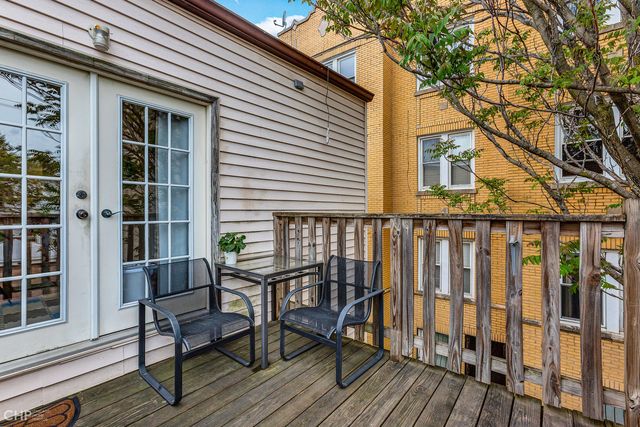 3104 W Walton Street, Chicago, IL 60622