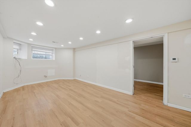 3104 W Walton Street, Chicago, IL 60622