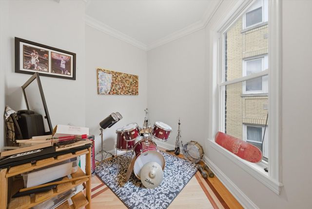 3104 W Walton Street, Chicago, IL 60622