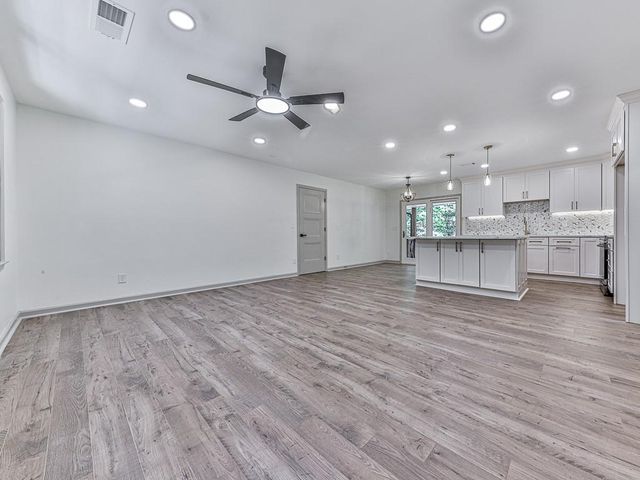221 Wonewok Drive, Canton, GA 30114