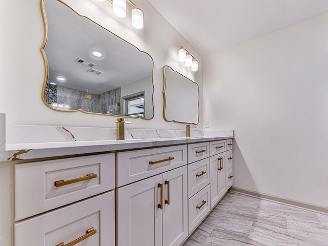 221 Wonewok Drive, Canton, GA 30114