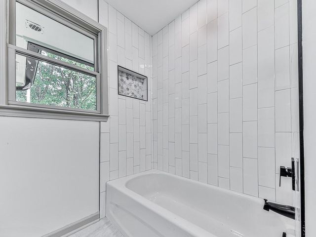221 Wonewok Drive, Canton, GA 30114