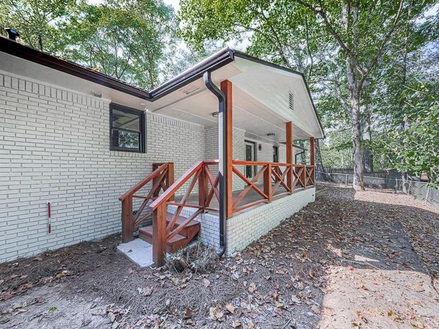 221 Wonewok Drive, Canton, GA 30114