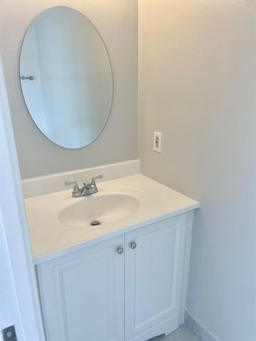 2700 S Oakland Forest Dr 308, Oakland Park, FL 33309