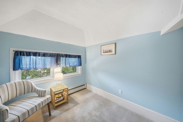 196 Middlesex St, North Andover, MA 01845