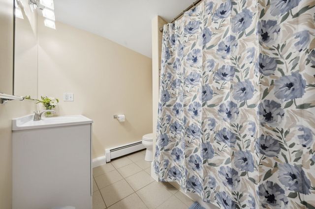 196 Middlesex St, North Andover, MA 01845