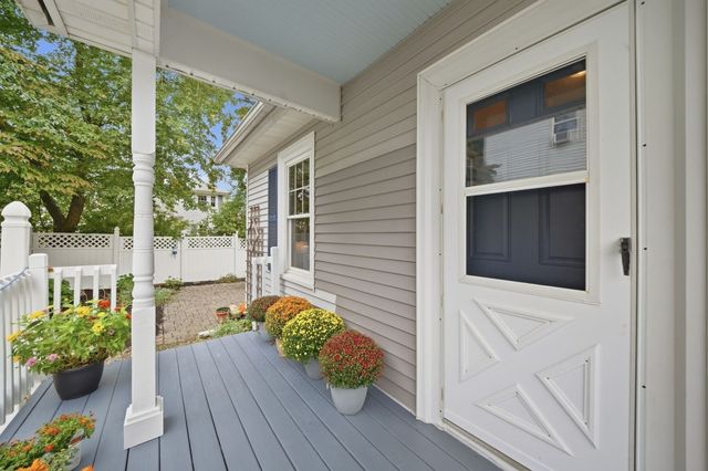 196 Middlesex St, North Andover, MA 01845