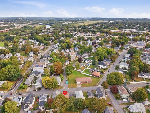 196 Middlesex St, North Andover, MA 01845