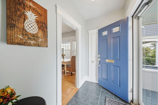 196 Middlesex St, North Andover, MA 01845