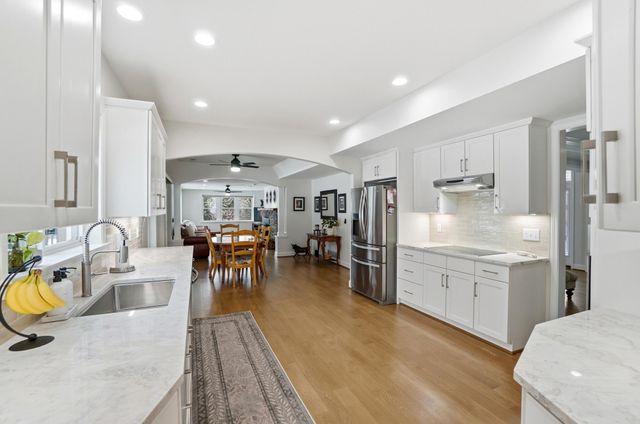 7847 Howe Road, Burlington, KY 41005