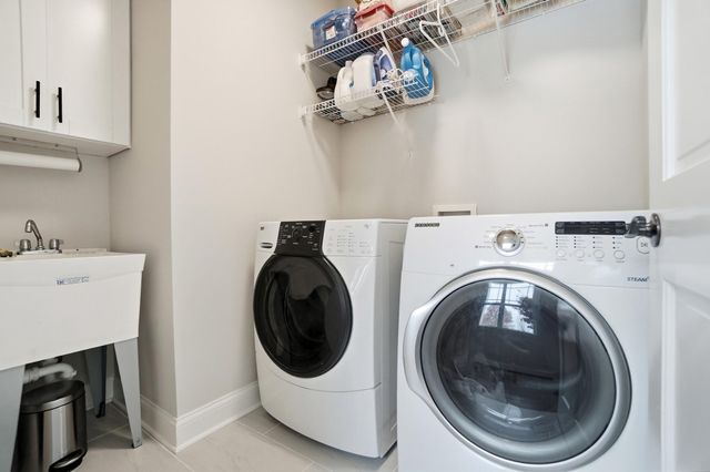 7847 Howe Road, Burlington, KY 41005