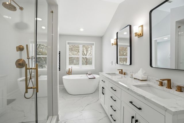 7847 Howe Road, Burlington, KY 41005