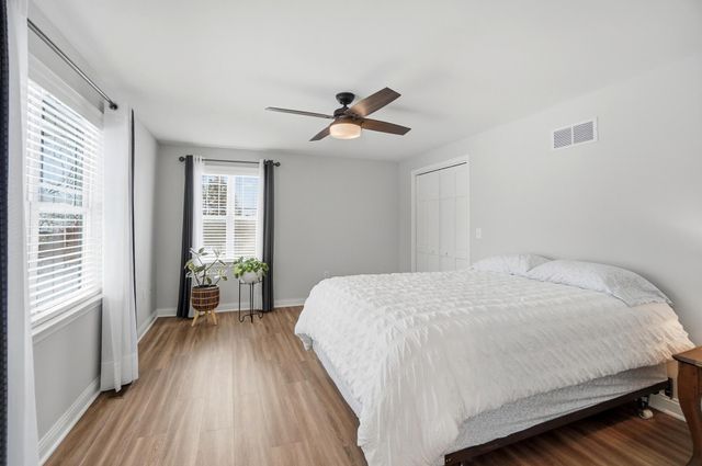 7847 Howe Road, Burlington, KY 41005