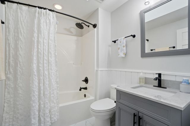 7847 Howe Road, Burlington, KY 41005