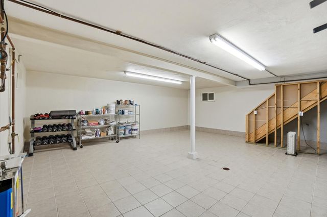 7847 Howe Road, Burlington, KY 41005