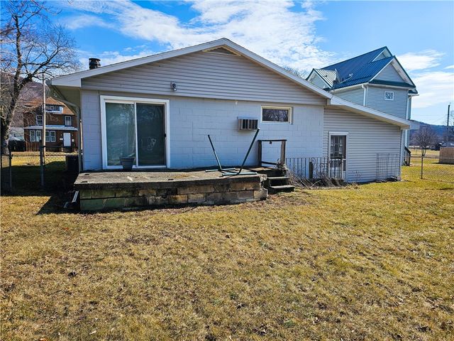 1555 Pratt Street, Elmira City, NY 14901