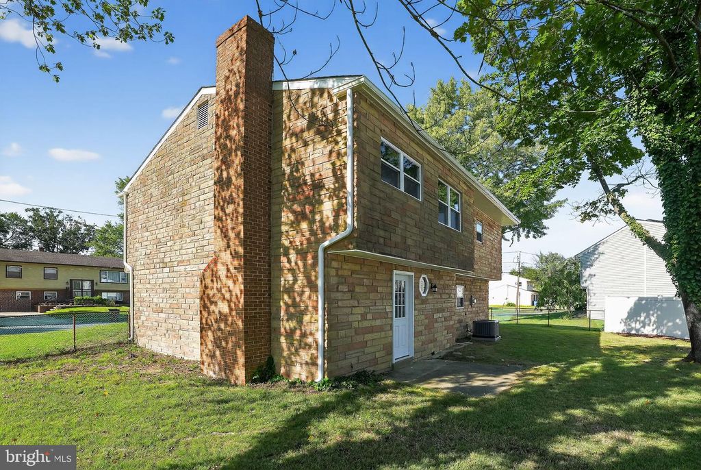 401 LAWNTON AVE, WEST DEPTFORD, NJ 08096 — photo 3