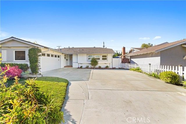 1413 S LOARA, Anaheim, CA 92802
