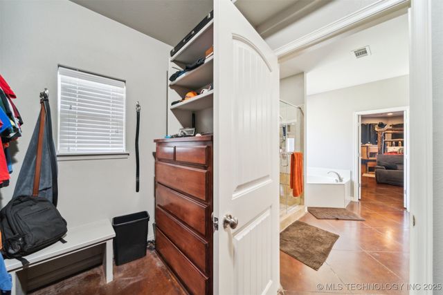 12537 N 165th East Avenue, Collinsville, OK 74021