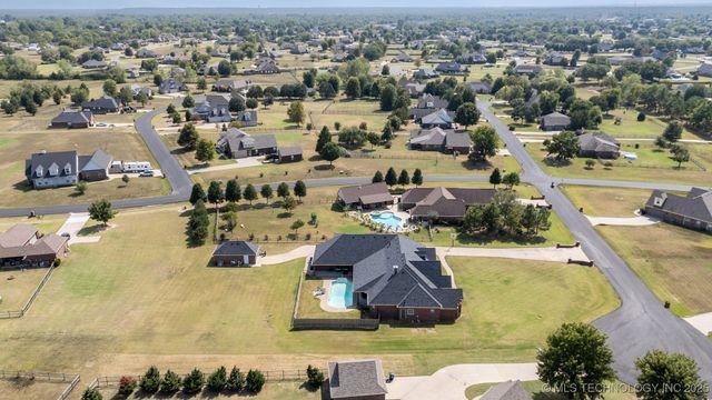 12537 N 165th East Avenue, Collinsville, OK 74021
