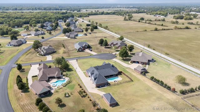 12537 N 165th East Avenue, Collinsville, OK 74021