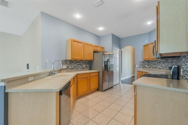 2431 HURON CIRCLE, Kissimmee, FL 34746