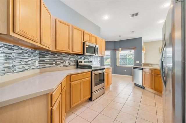 2431 HURON CIRCLE, Kissimmee, FL 34746