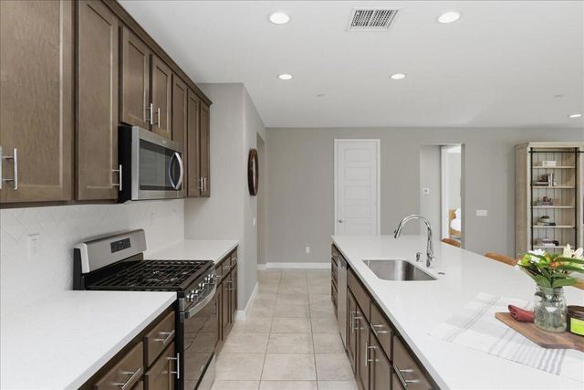 73721 Raphael Drive, Palm Desert, CA 92211