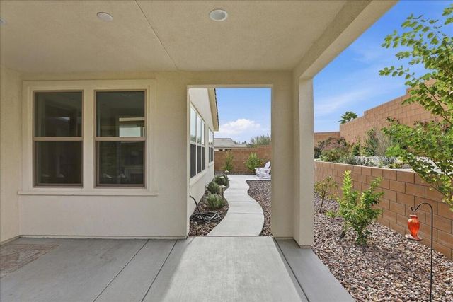 73721 Raphael Drive, Palm Desert, CA 92211