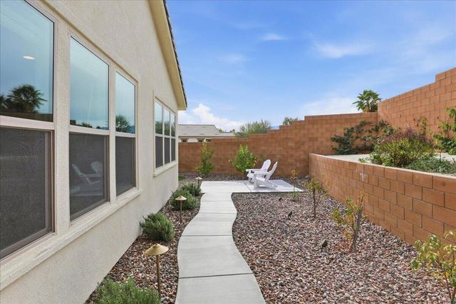 73721 Raphael Drive, Palm Desert, CA 92211