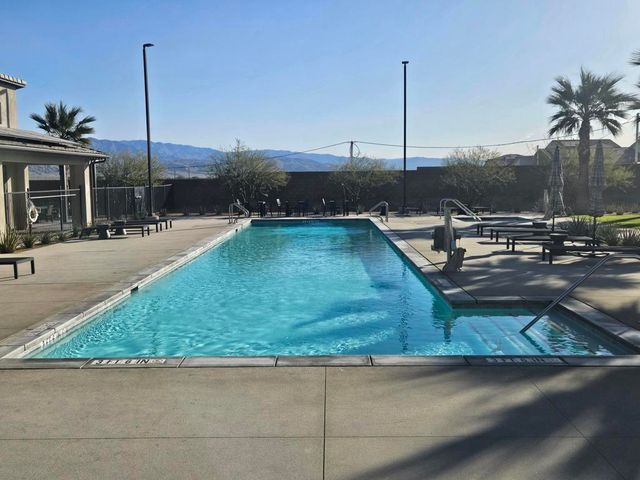 73721 Raphael Drive, Palm Desert, CA 92211