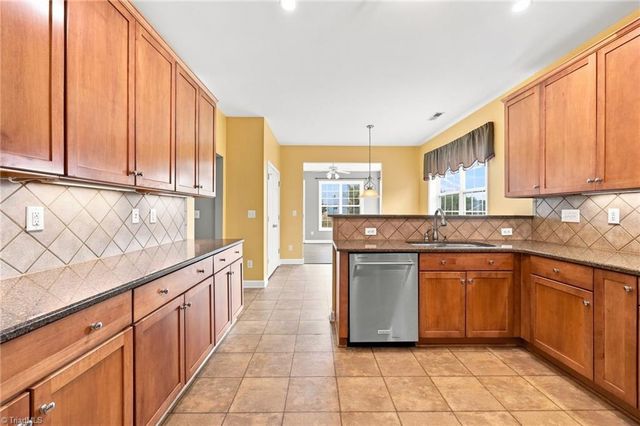 2345 Rockland Circle, High Point, NC 27265