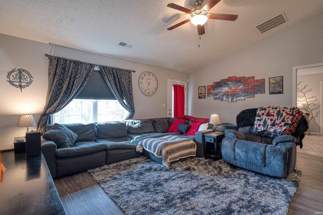 5131 Mustang Drive, Evansville, IN 47715