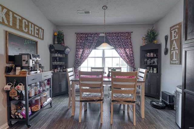 5131 Mustang Drive, Evansville, IN 47715