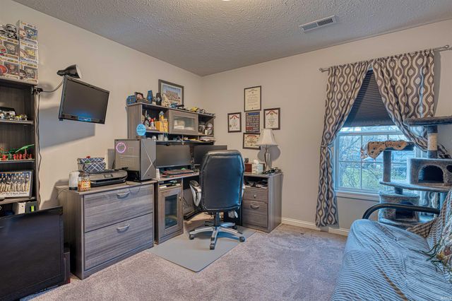 5131 Mustang Drive, Evansville, IN 47715