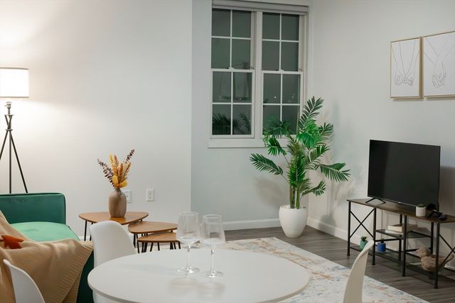 1505 Commonwealth Ave 501, Boston, MA 02135