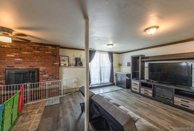 12 Dwyer Lane, Wappingers Falls, NY 12590