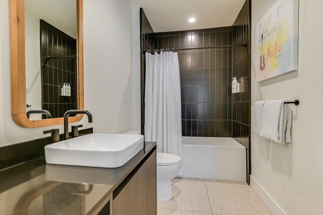 48 East Ave 3209, Austin, TX 78701