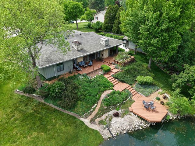 2735 Fenceline ROAD, Mount Pleasant, WI 53406