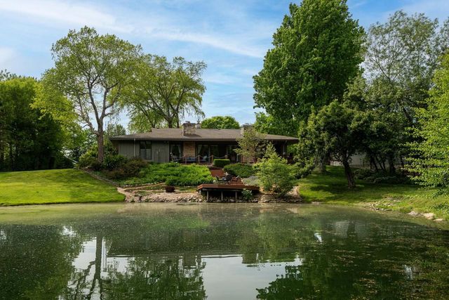 2735 Fenceline ROAD, Mount Pleasant, WI 53406