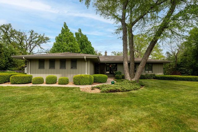 2735 Fenceline ROAD, Mount Pleasant, WI 53406