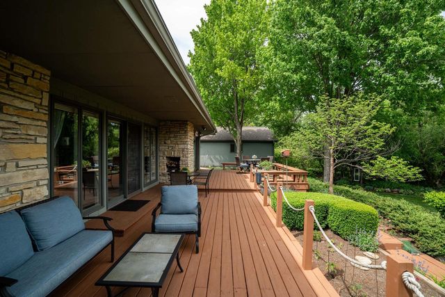 2735 Fenceline ROAD, Mount Pleasant, WI 53406