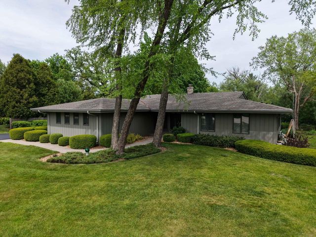 2735 Fenceline ROAD, Mount Pleasant, WI 53406