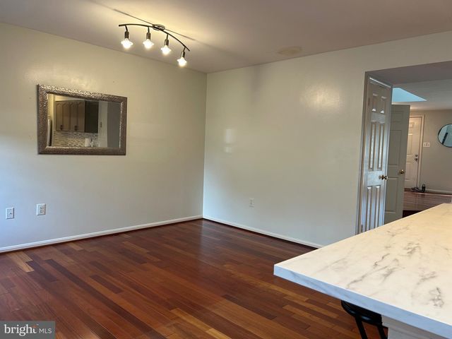 46706 BULLFINCH SQ, Sterling, VA 20164