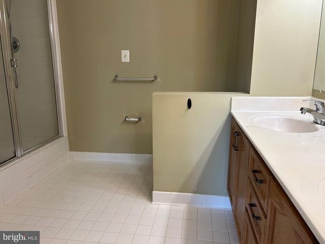 46706 BULLFINCH SQ, Sterling, VA 20164