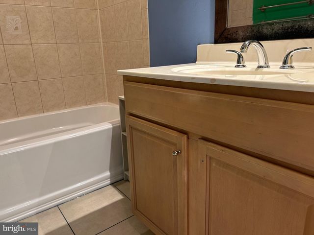 46706 BULLFINCH SQ, Sterling, VA 20164