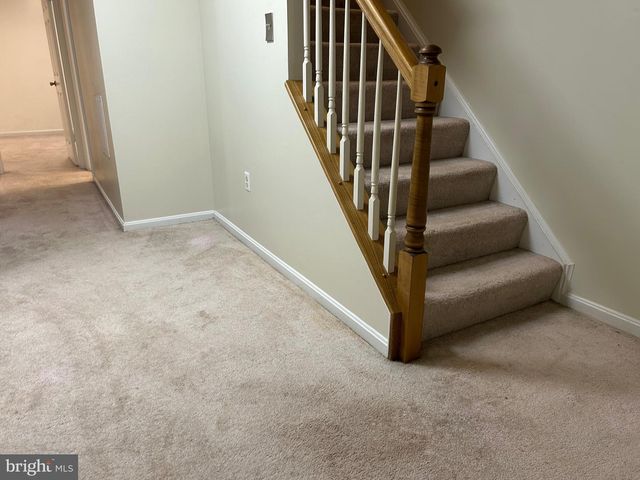 46706 BULLFINCH SQ, Sterling, VA 20164