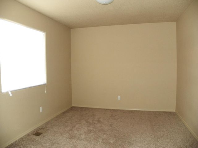 1828 Chicoma Road NE, Rio Rancho, NM 87144